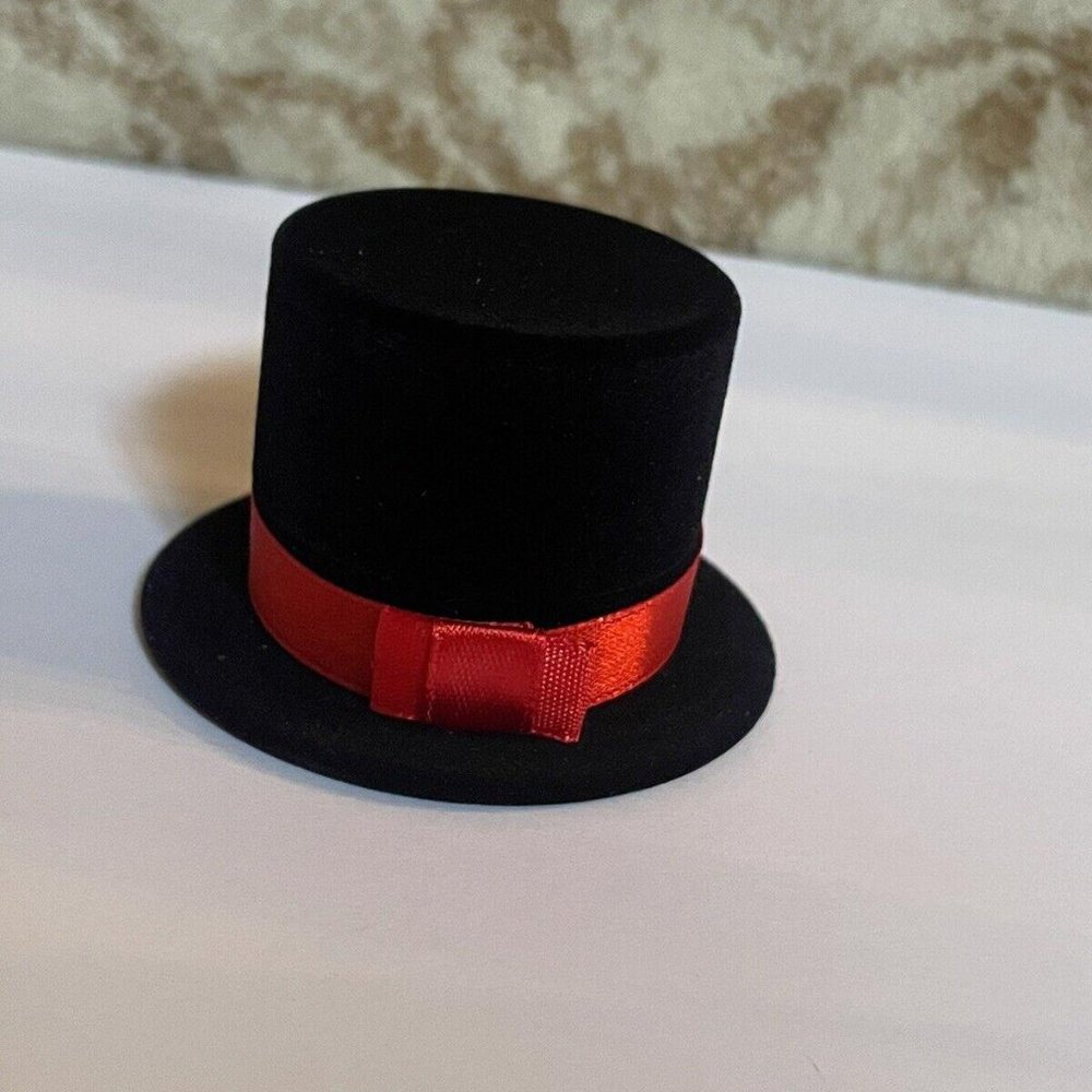 Cute Novelty Black Top Hat With Red Ribbon RING BOX Ring Holder Decorative